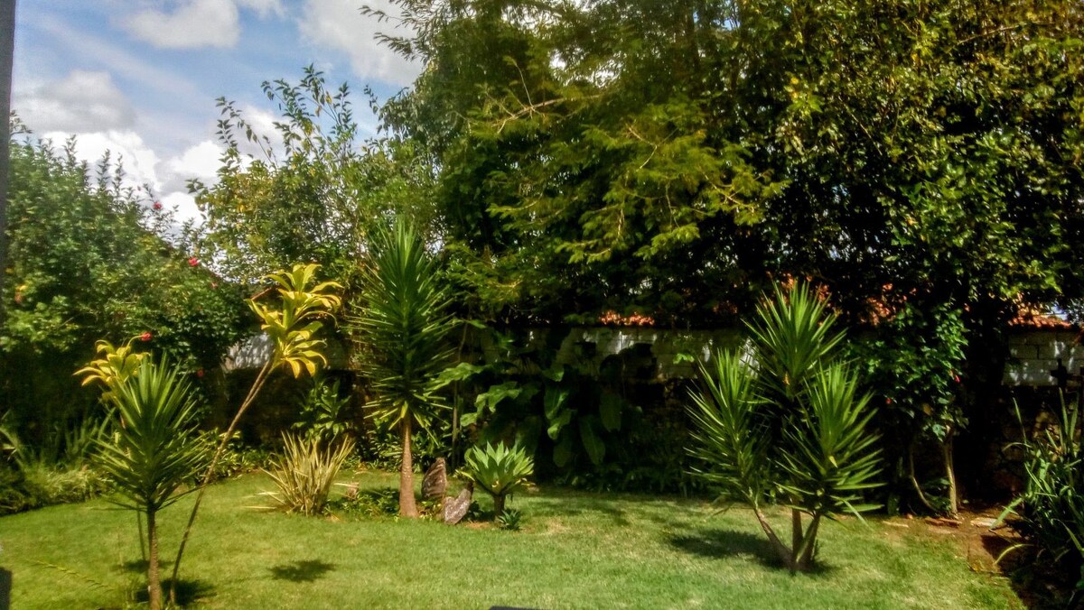 jardim da Casa Grande térrea Charmosa, em Tiradentes