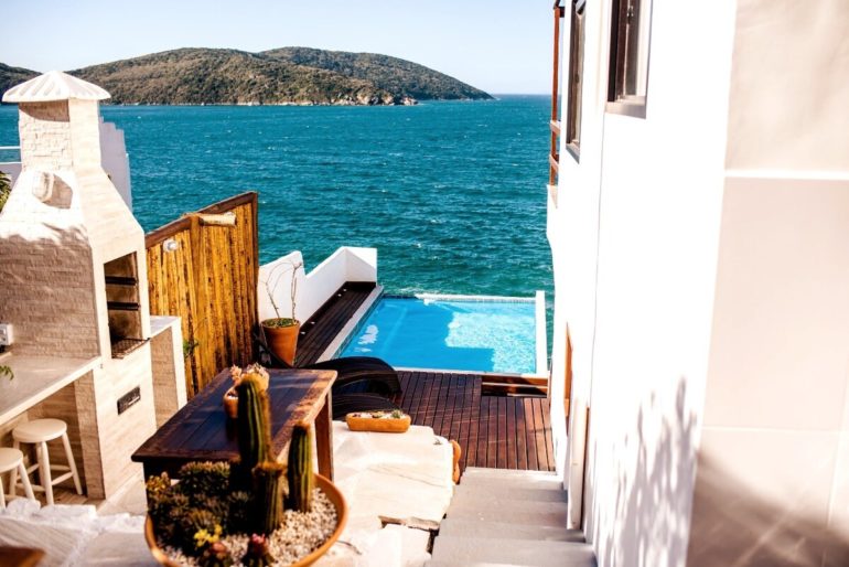 Os 12 airbnb's mais incríveis de Arraial do Cabo para alugar