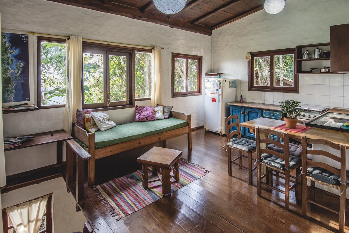sala do airbnb Camp Surf do Rey em Garopaba