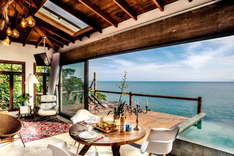 Airbnb Ilhabela - 7 Casas Incríveis