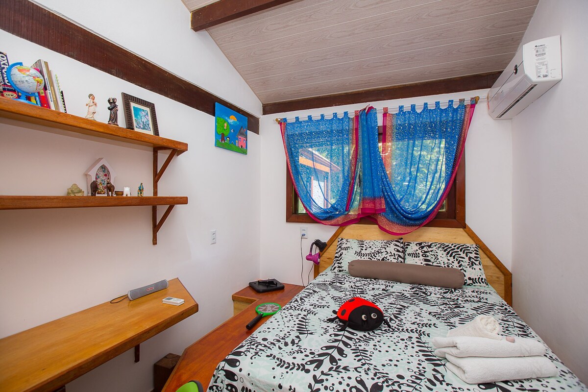 quarto do airbnb Apartamento Lar na Floresta na praia do Forte