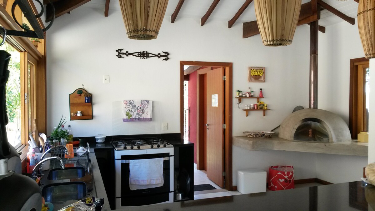 cozinha do airbnb Paraíso na Serra! Secretário em Petrópolis