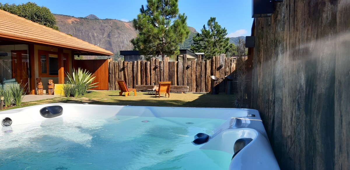 airbnb com jacuzzi no Charmoso Chalet em Teresópolis