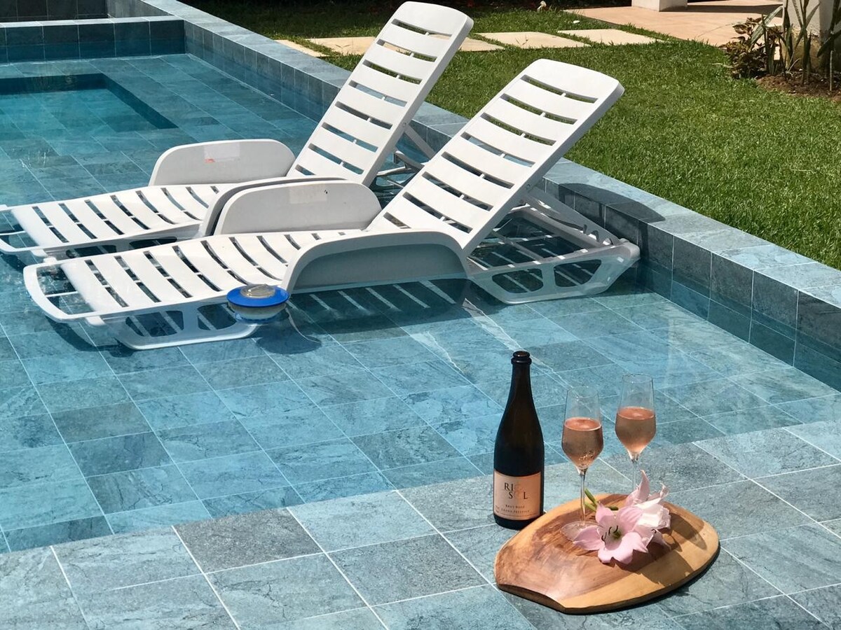 piscina do Airbnb no Comary em Teresópolis