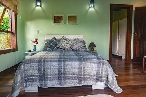 quarto do airbnb Tranquilidade e aconchego na serra em Petrópolis
