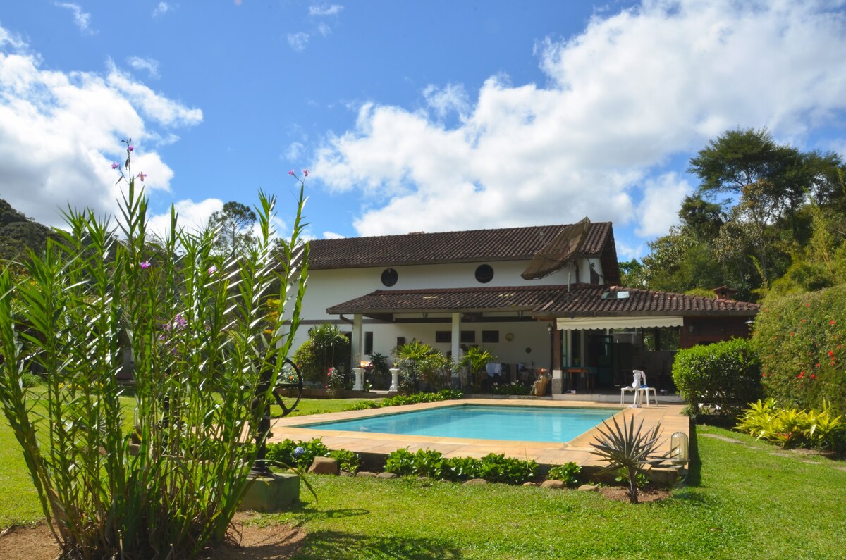 Refúgio na Montanha com piscina