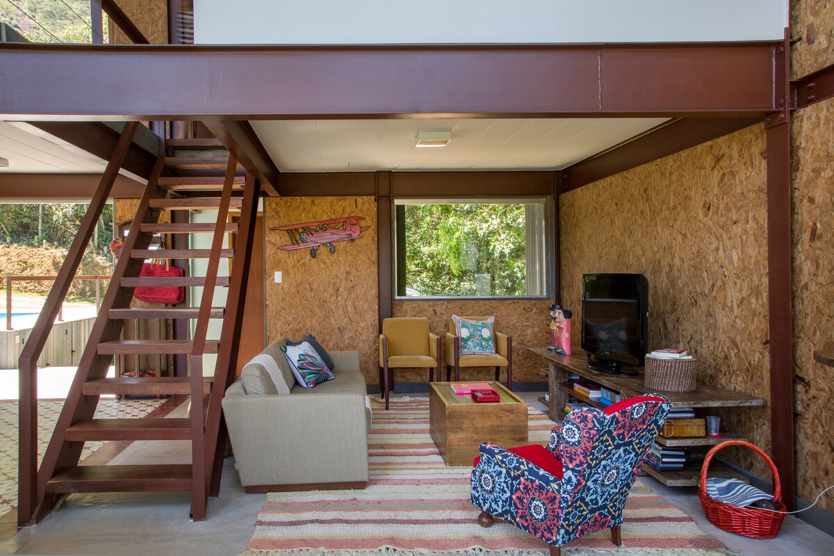 sala do airbnb Casa de Arquiteto em Petropolis