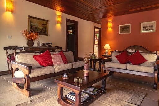 sala no airbnb Tranquilidade e aconchego na serra em Petrópolis