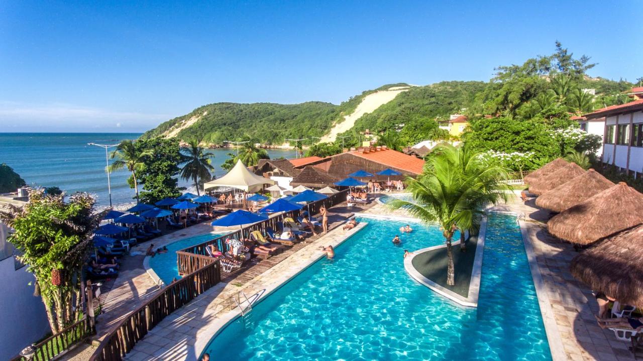 Resorts em Natal piscina mar