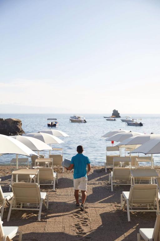 Hotéis próximos à praia de Mazzarò em taormina