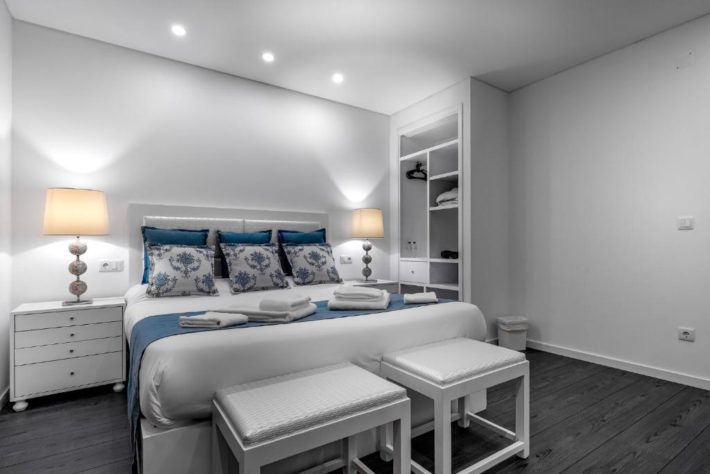 hotel bem avaliado em peniche