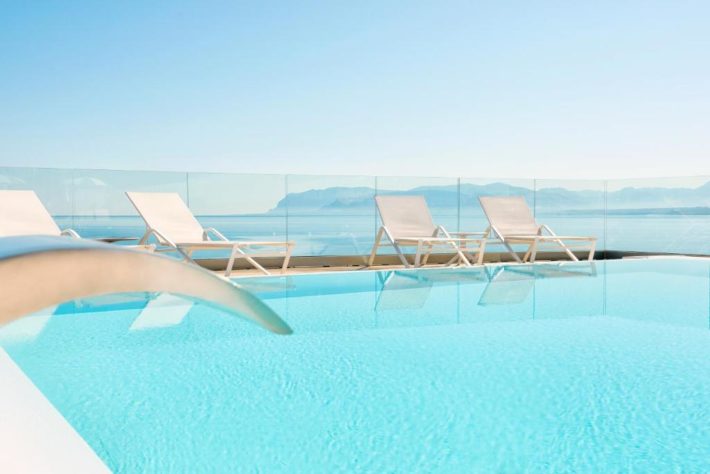 hotel com piscina em castellammare del golfo