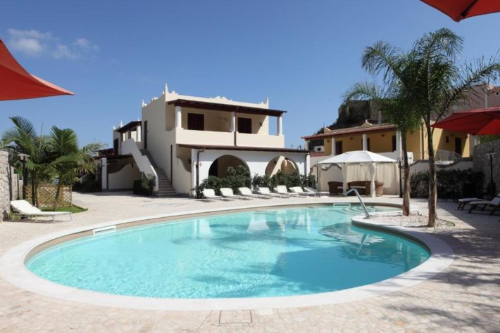 hotel com piscina em lipari nas ilhas eólias