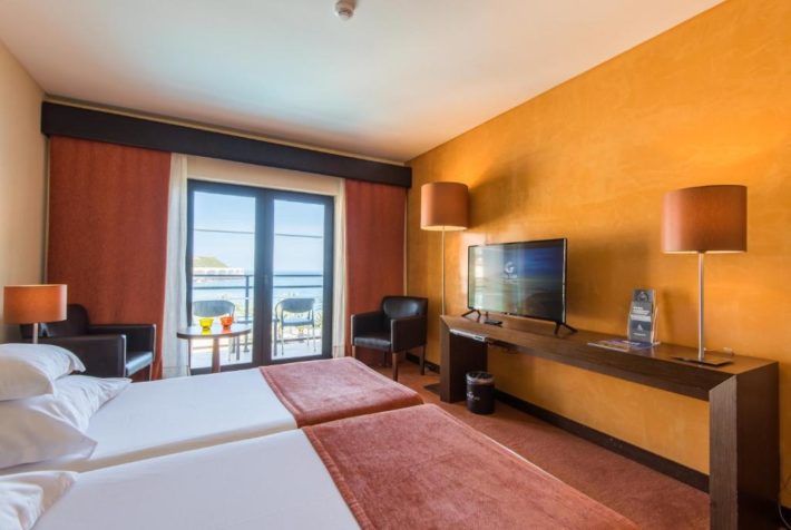 hotel com tudo incluido com quarto com vista para o mar em portugal