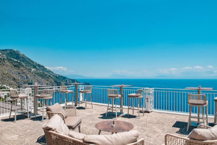 hotel com vista do mar na costa amalfitana
