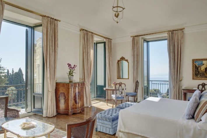 hotel com vista para o mar na sicília
