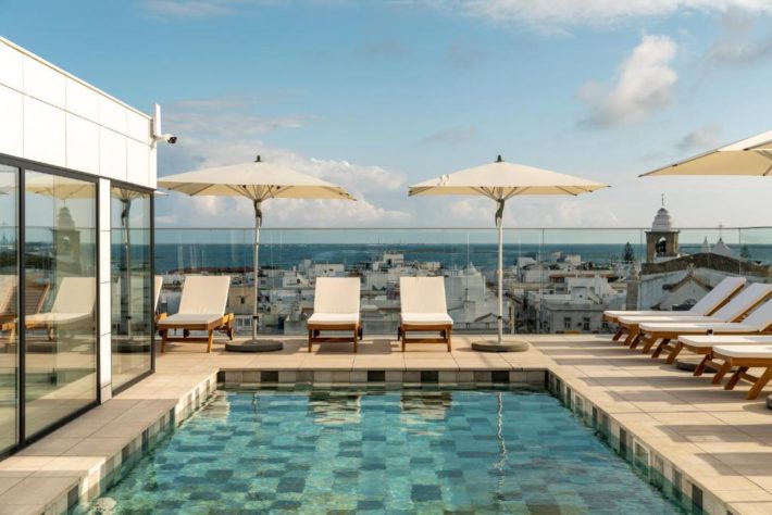 hotel romântico três estrelas com piscina em portugal