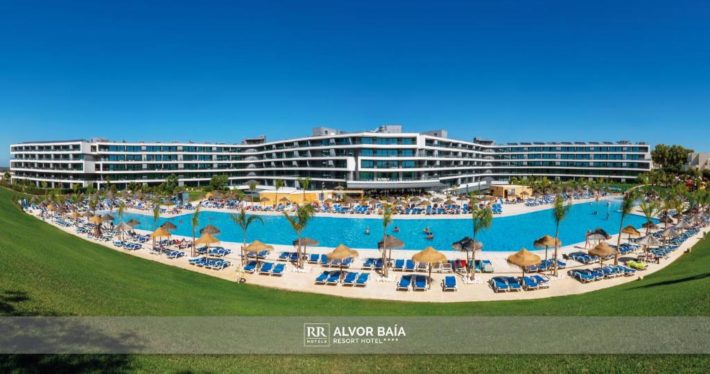 hotel tudo incluído com piscina infantil em portugal