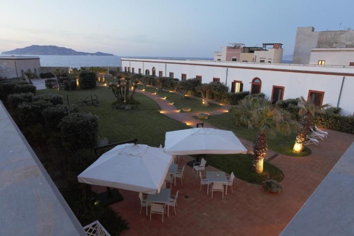 resort em favignana