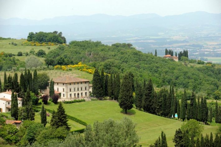 hotel romântico em meio à natureza na toscana