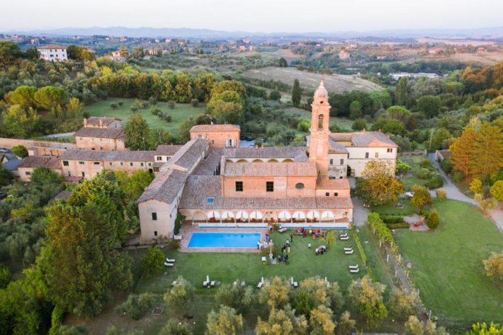 hotel romântico luxuoso na toscana