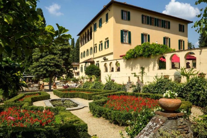 hotel romântico na toscana com jardim
