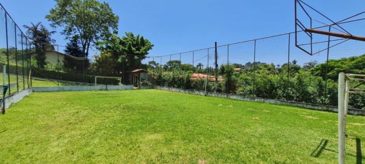 Campo de futebol em chácara em Ibiúna.