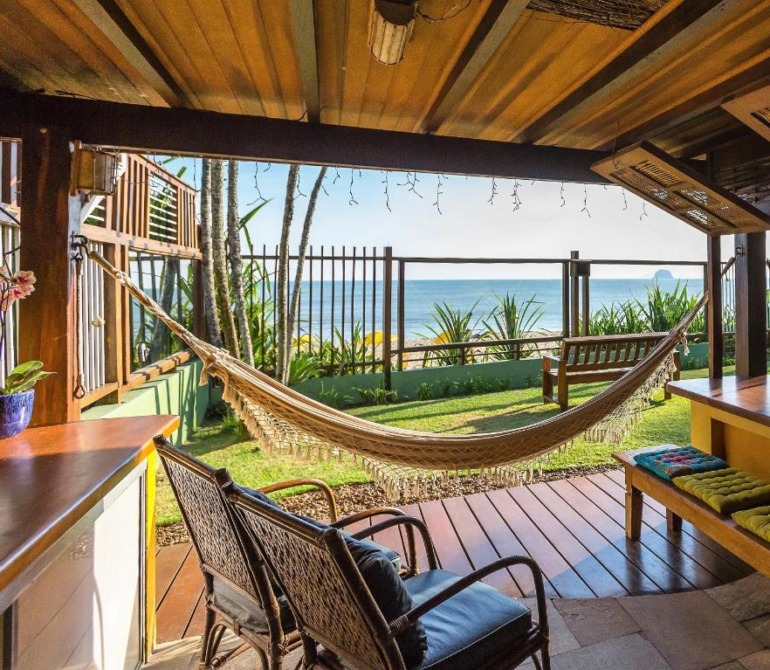 13 Pousadas e Casas Pé na Areia Incríveis no Litoral Norte de SP