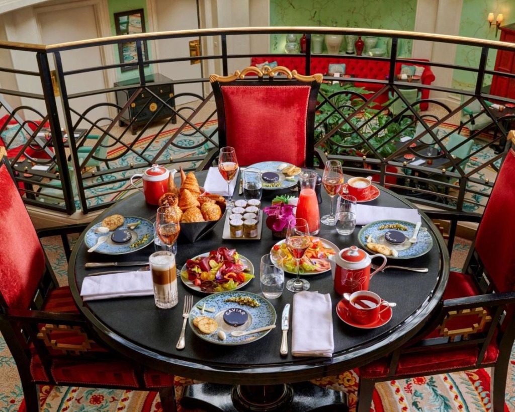 Hotel Shangri-La Paris Hotéis Românticos para Casais em Paris
