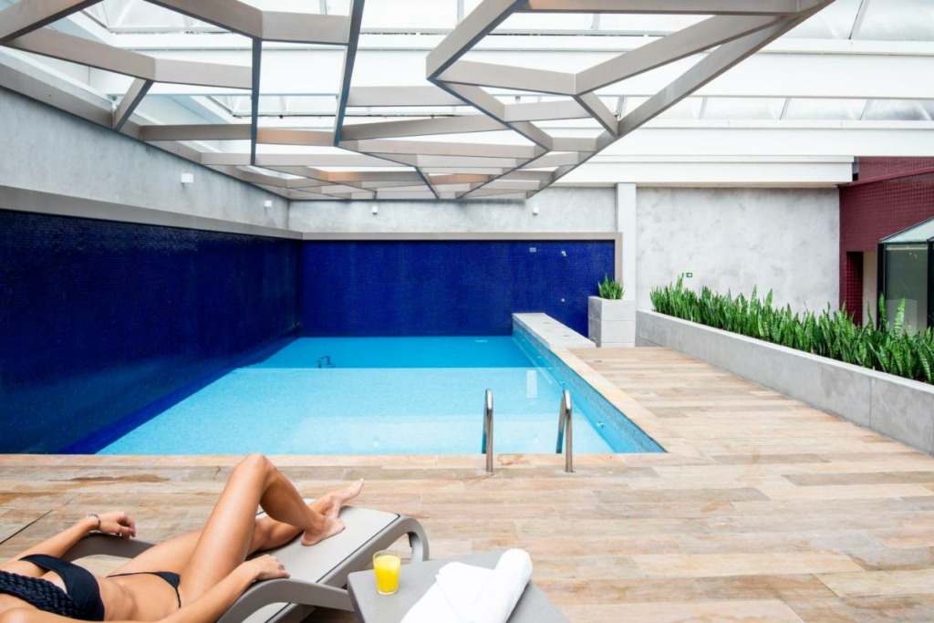 Hotéis com piscina aquecida em Curitiba