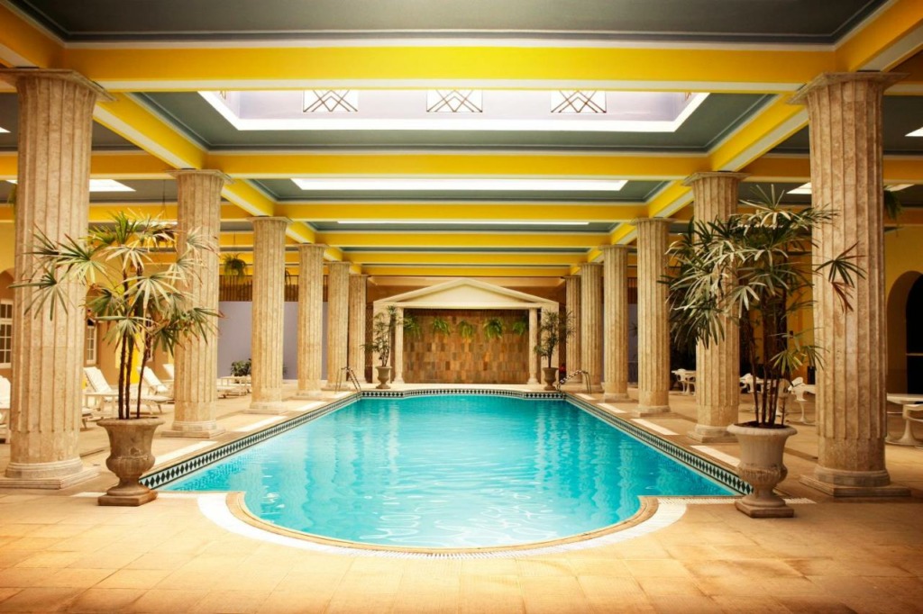 Hotéis com piscina aquecida